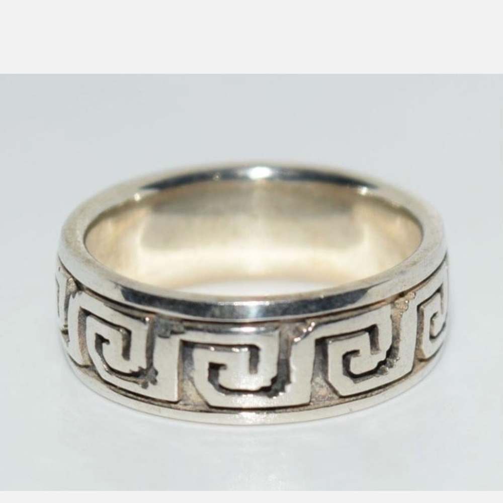 VTG Sterling Greek Key Design Ring